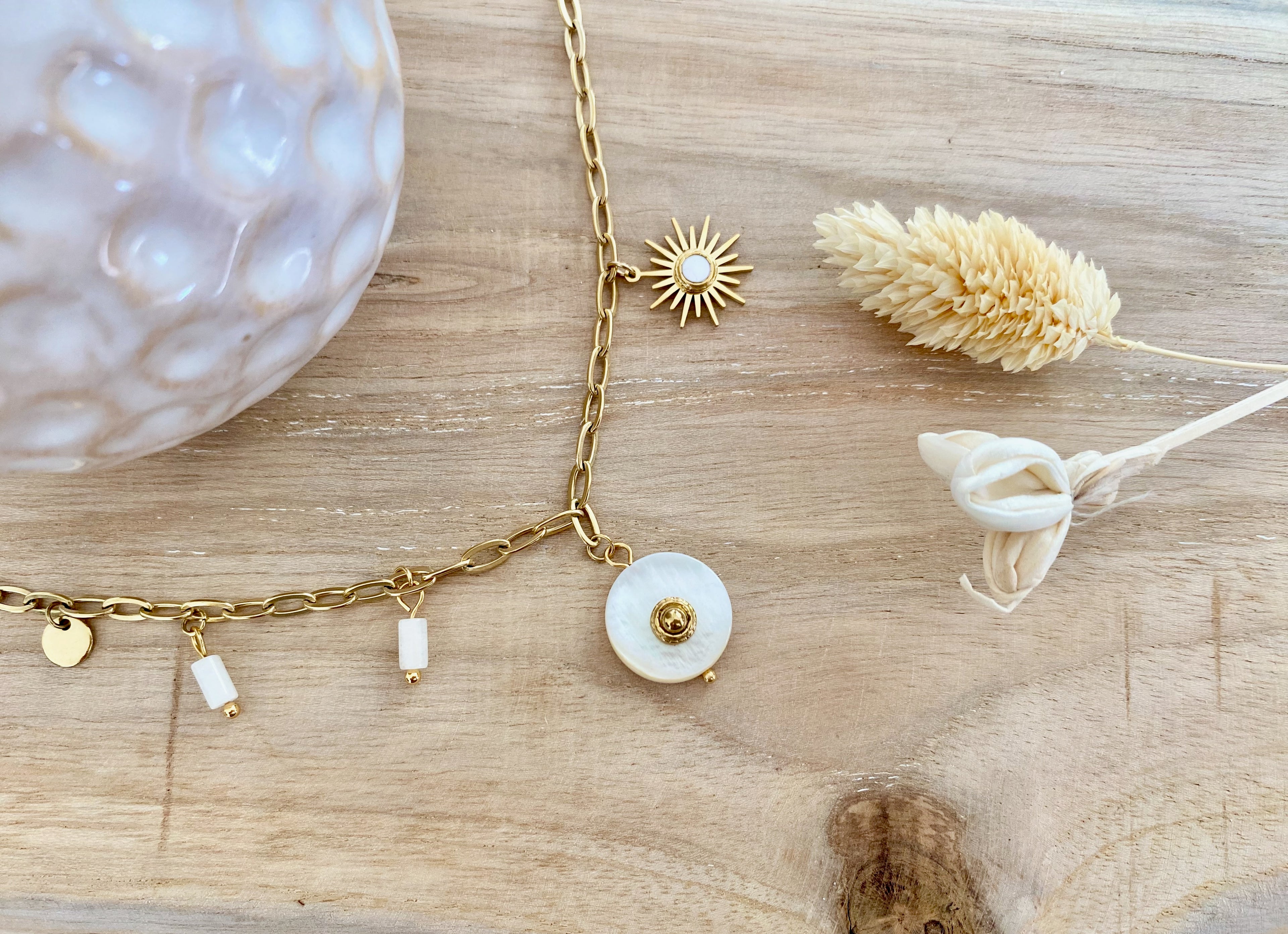 Collier Eos