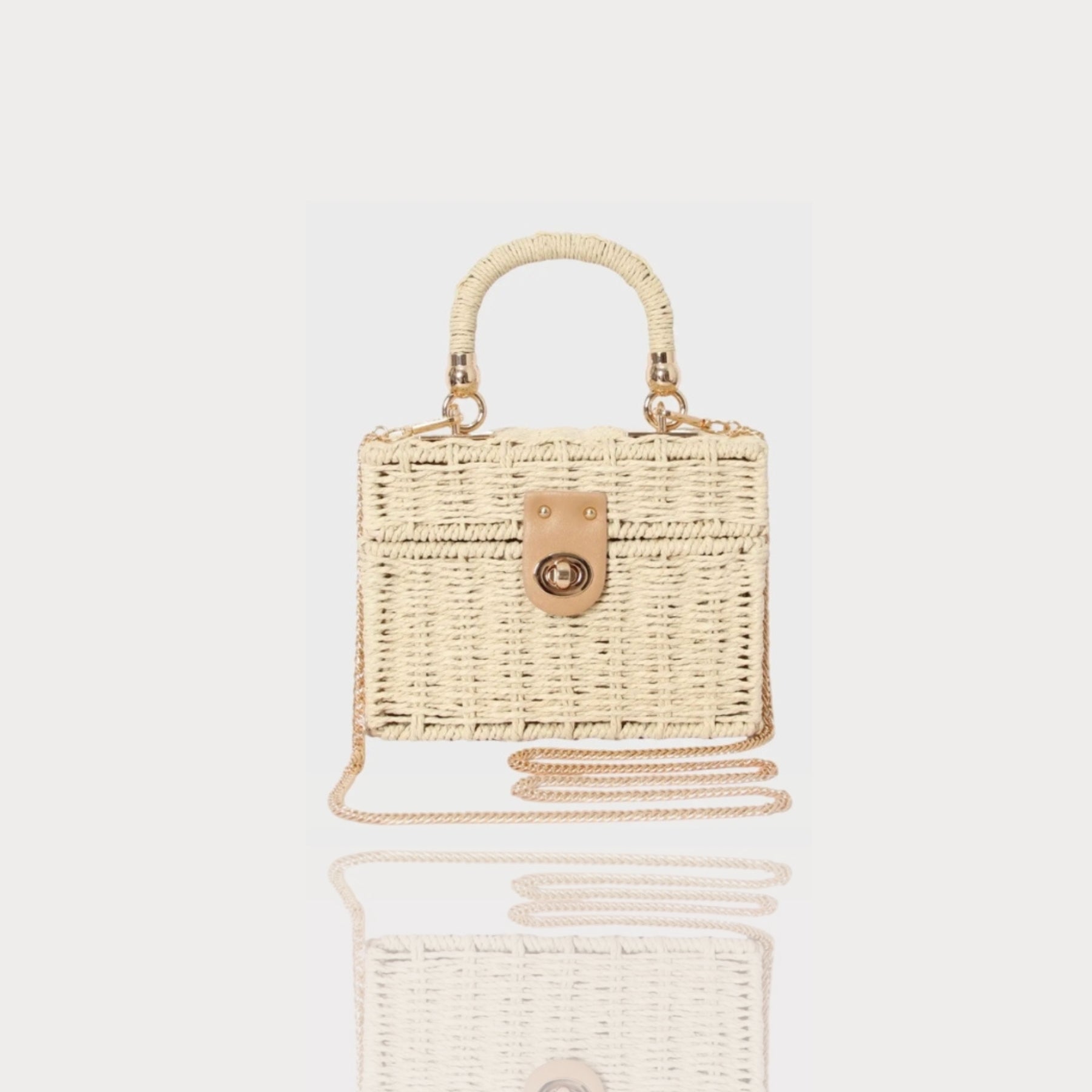 Sac à main tressé carré